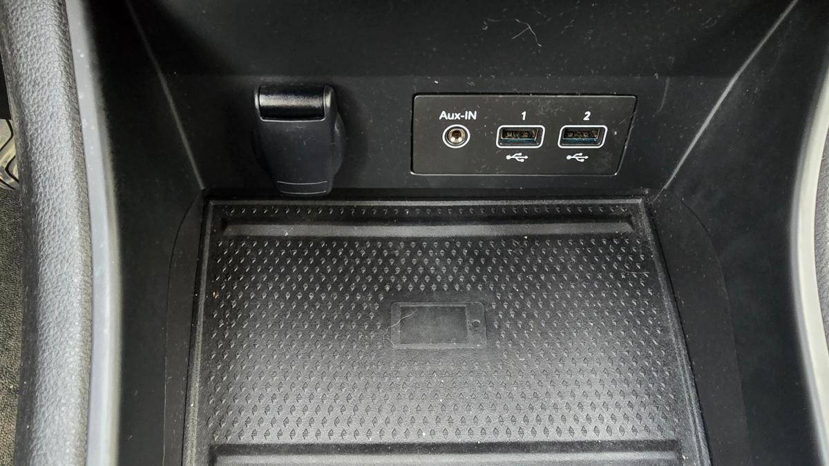 renault-captur-2022-hibrido-a-gasolina-1598cc