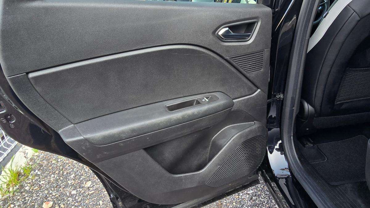 renault-captur-2022-hibrido-a-gasolina-1598cc