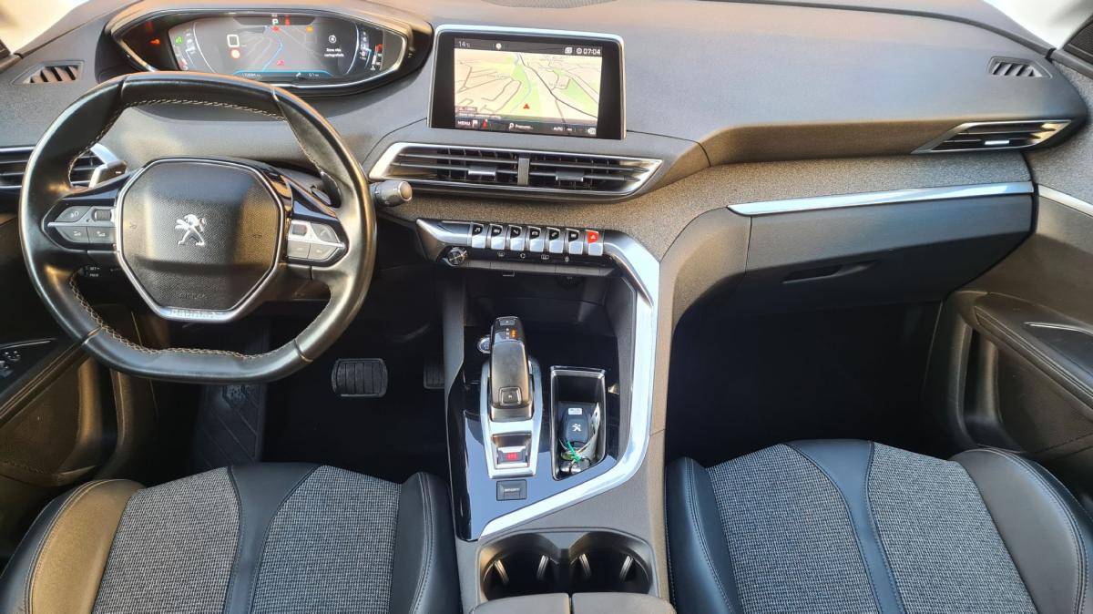 peugeot-5008-2018-diesel-1499cc