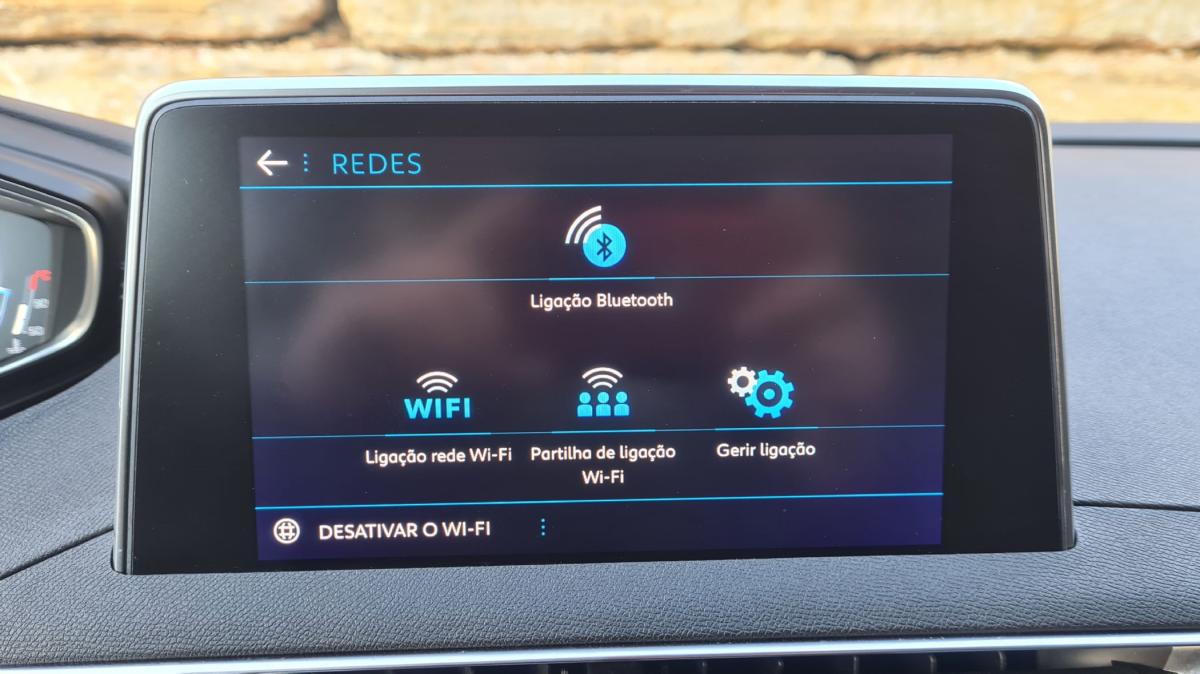 peugeot-5008-2018-diesel-1499cc