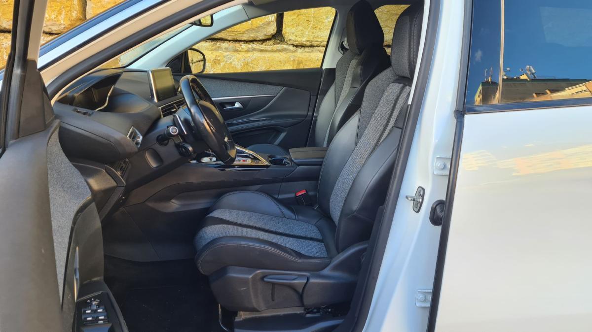peugeot-5008-2018-diesel-1499cc