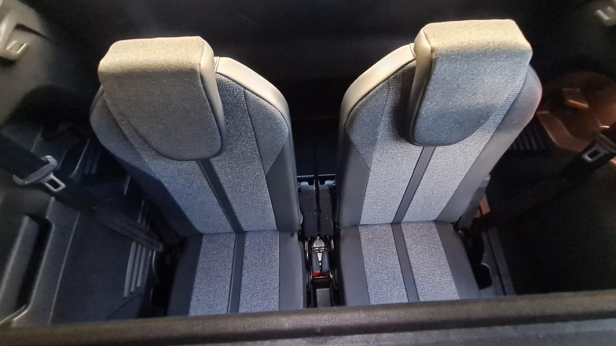 peugeot-5008-2018-diesel-1499cc