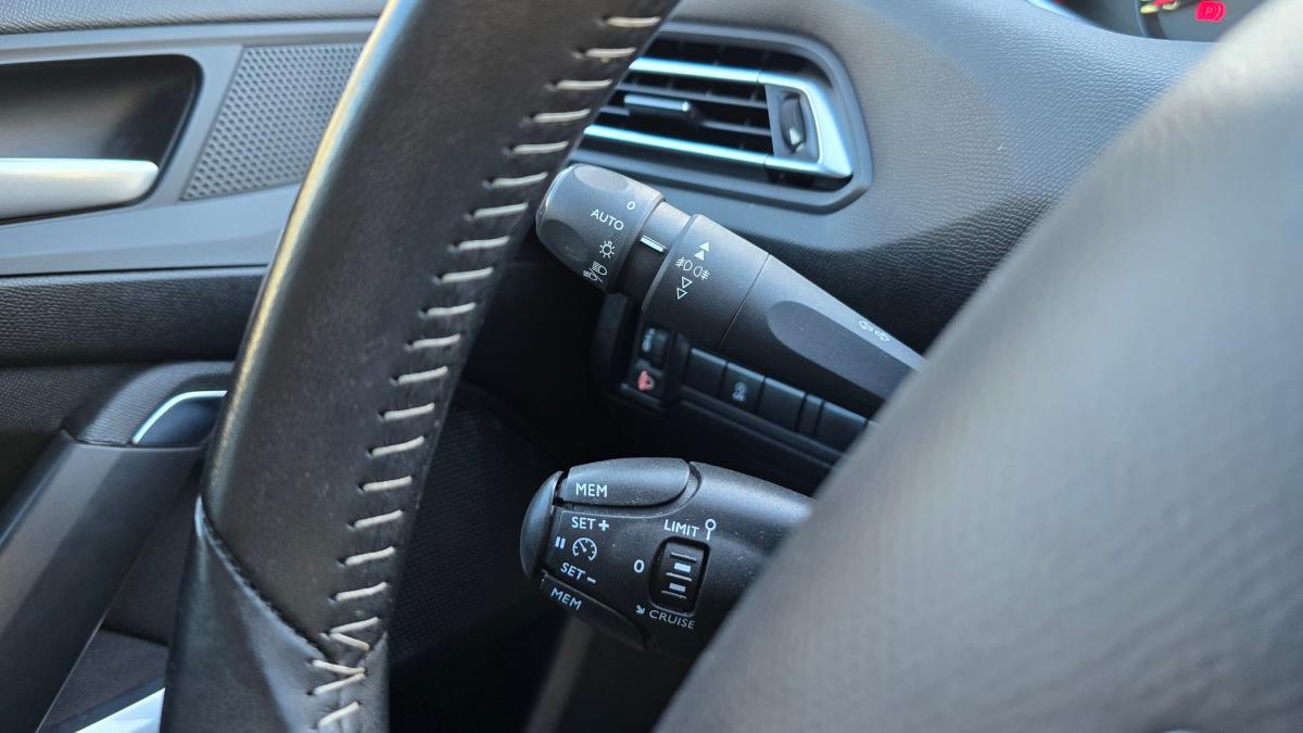 peugeot-308-2019-diesel-1499cc