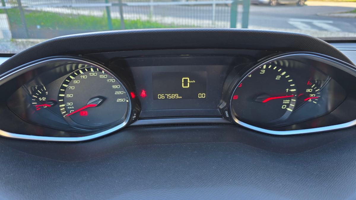 peugeot-308-2019-diesel-1499cc