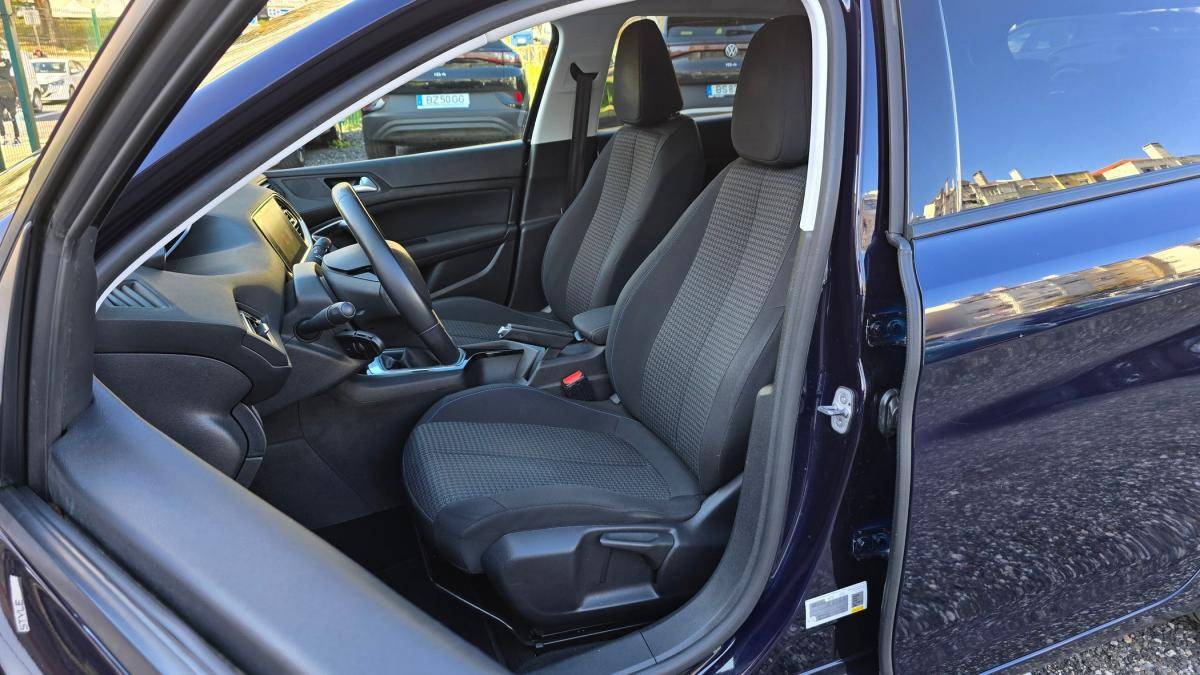 peugeot-308-2019-diesel-1499cc