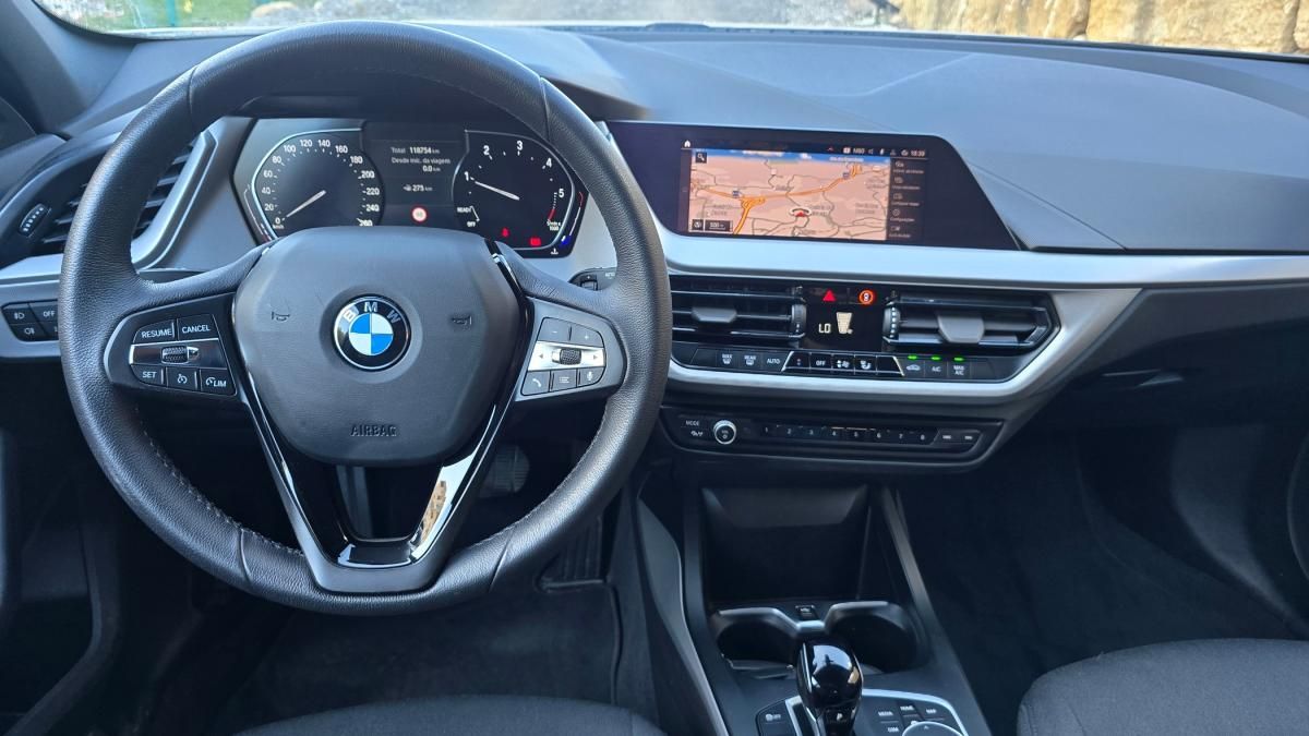 bmw-serie-1-2021-diesel-1496cc