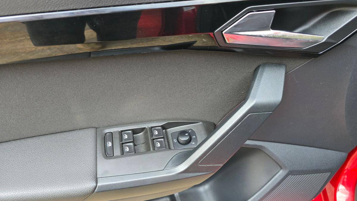 seat-ibiza-2018-gasolina-999cc