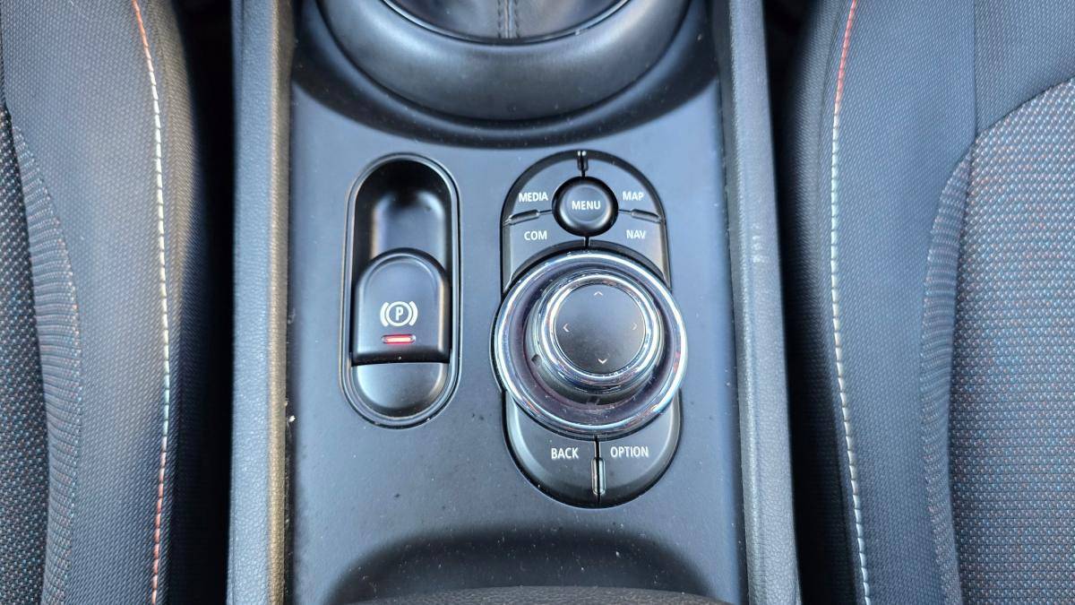 mini-clubman-2022-diesel-1496cc