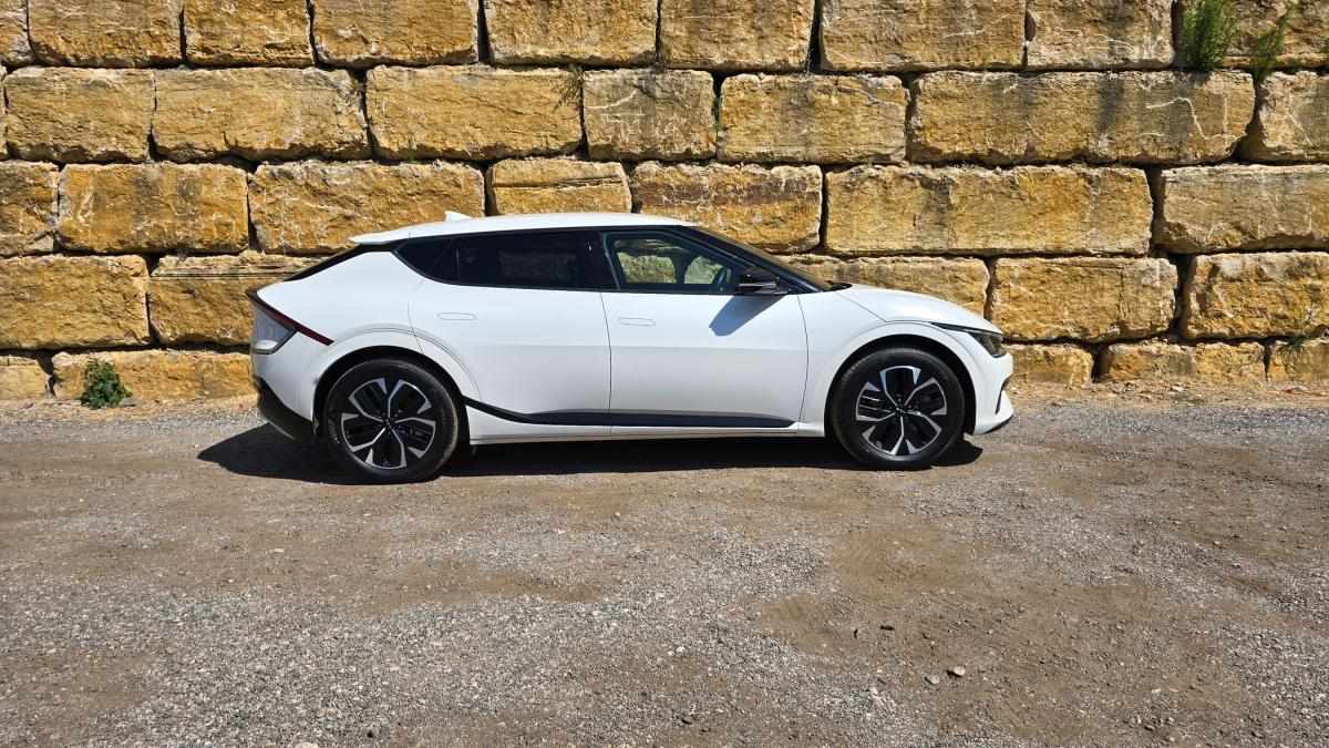 kia-ev6-2023-eletrico-0cc