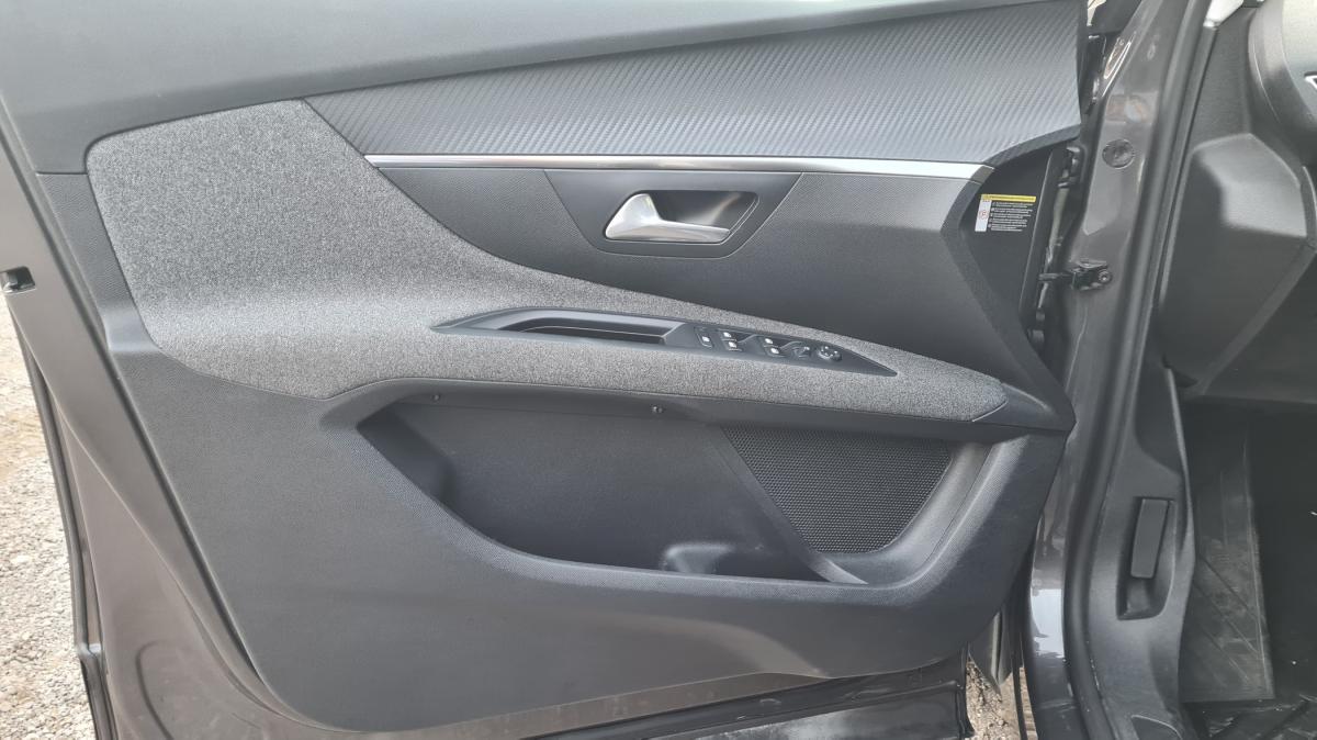 peugeot-5008-2021-diesel-1499cc