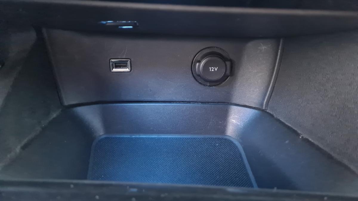 peugeot-5008-2021-diesel-1499cc