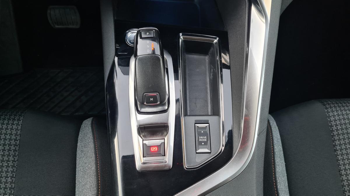 peugeot-5008-2021-diesel-1499cc