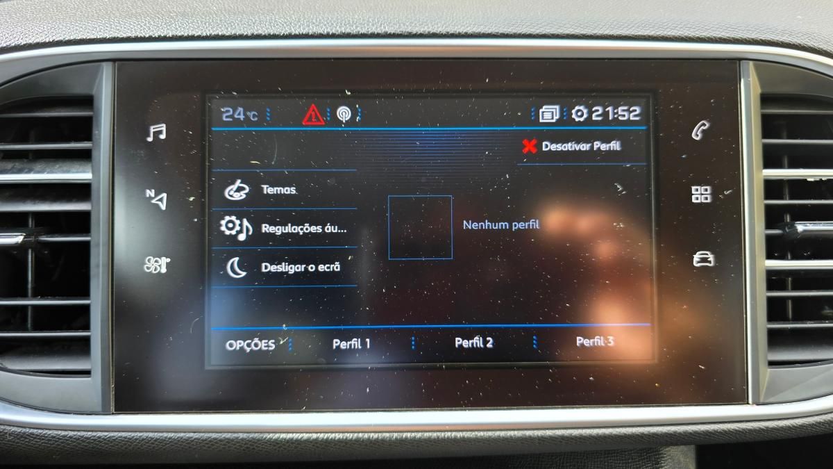peugeot-308-sw-2018-diesel-1560cc