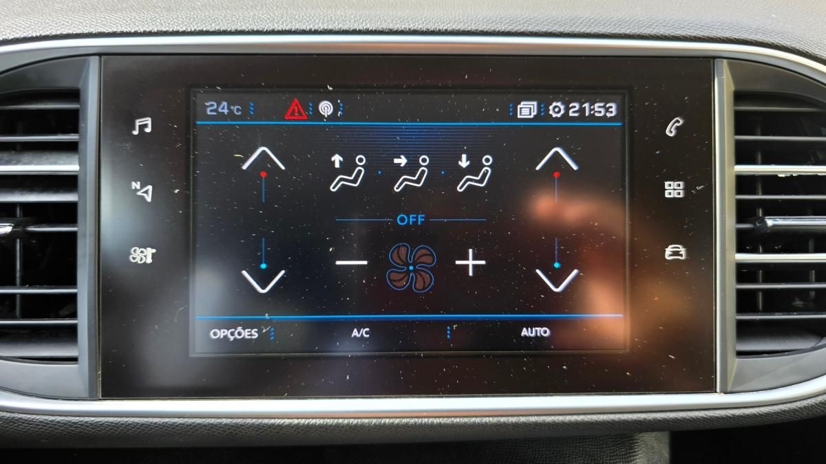 peugeot-308-sw-2018-diesel-1560cc
