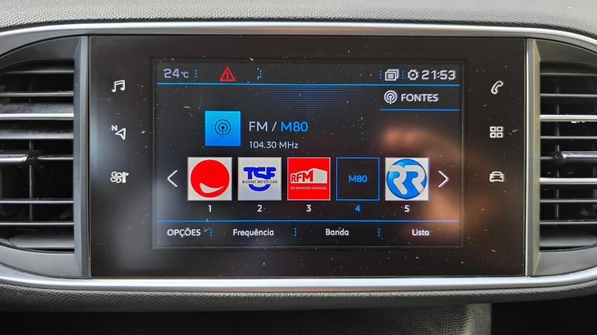 peugeot-308-sw-2018-diesel-1560cc