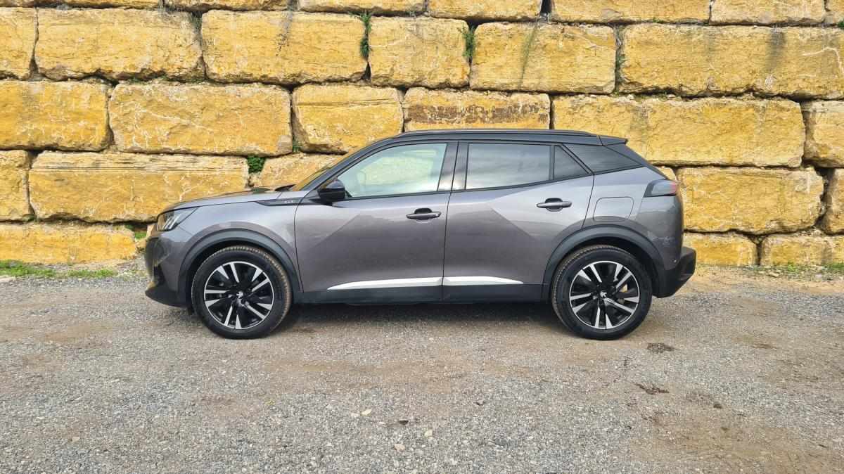 peugeot-2008-2021-diesel-1499cc