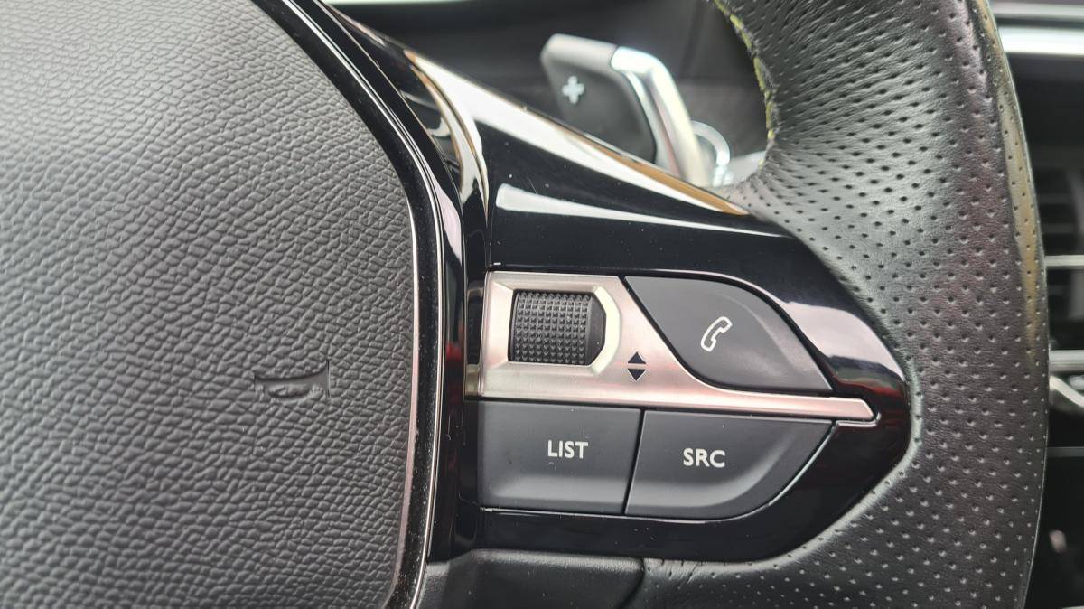 peugeot-2008-2021-diesel-1499cc