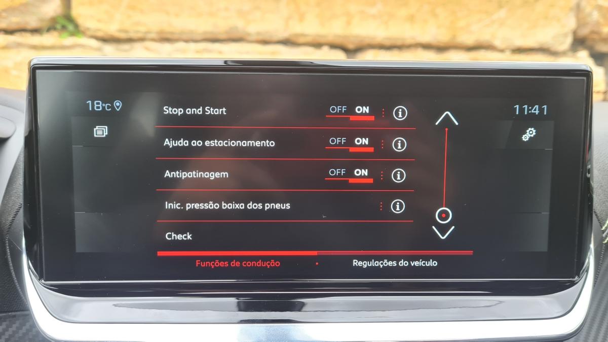peugeot-2008-2021-diesel-1499cc