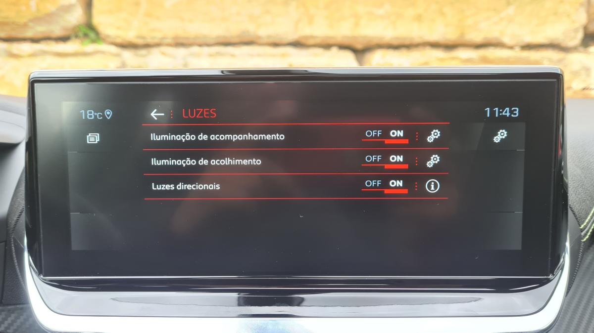 peugeot-2008-2021-diesel-1499cc