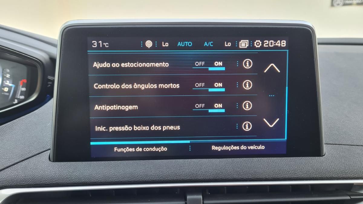 peugeot-5008-2018-diesel-1560cc