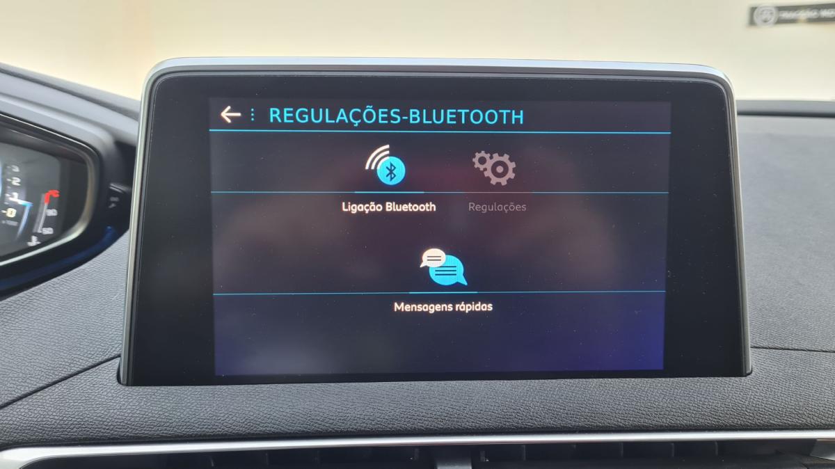 peugeot-5008-2018-diesel-1560cc