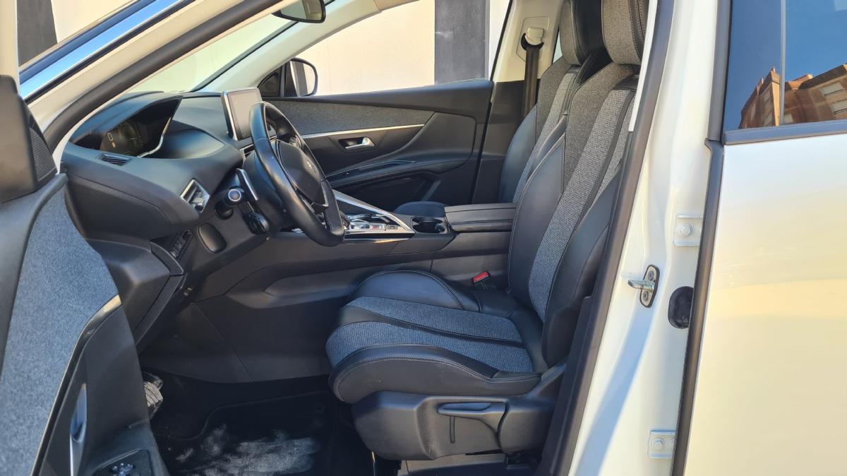 peugeot-5008-2018-diesel-1560cc