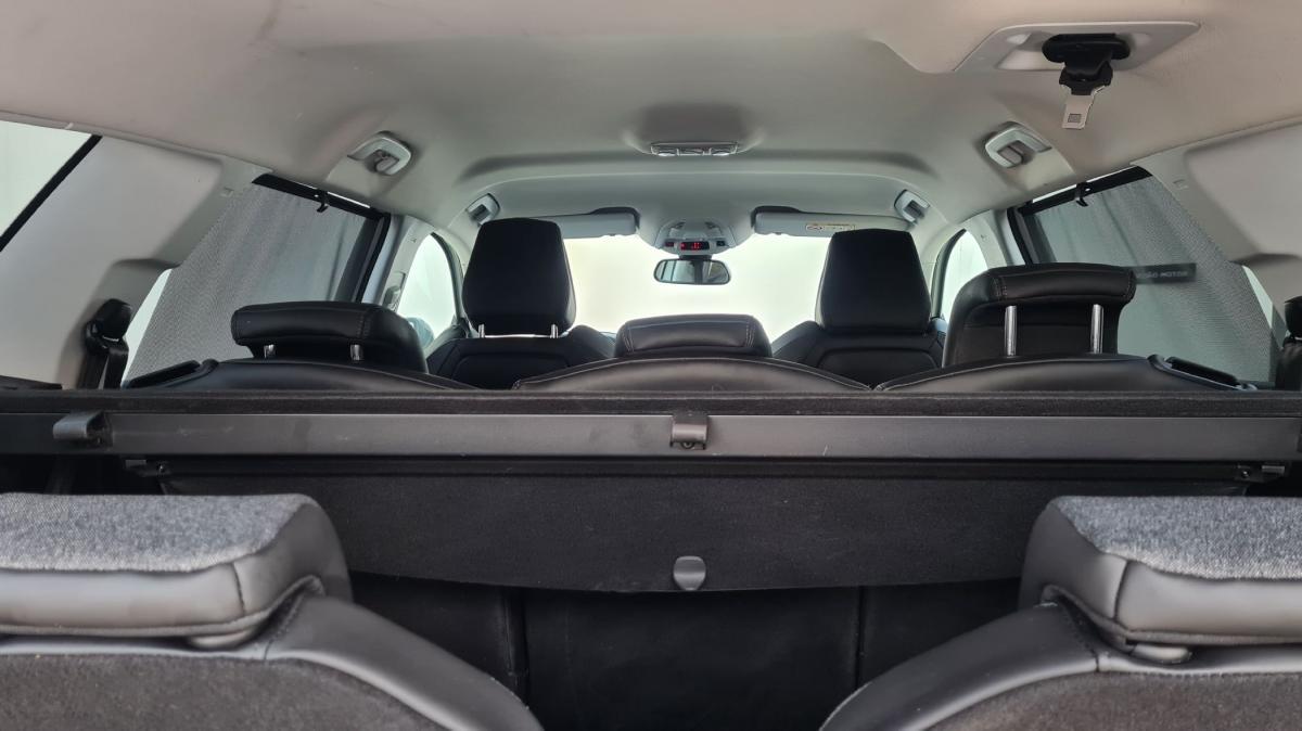 peugeot-5008-2018-diesel-1560cc