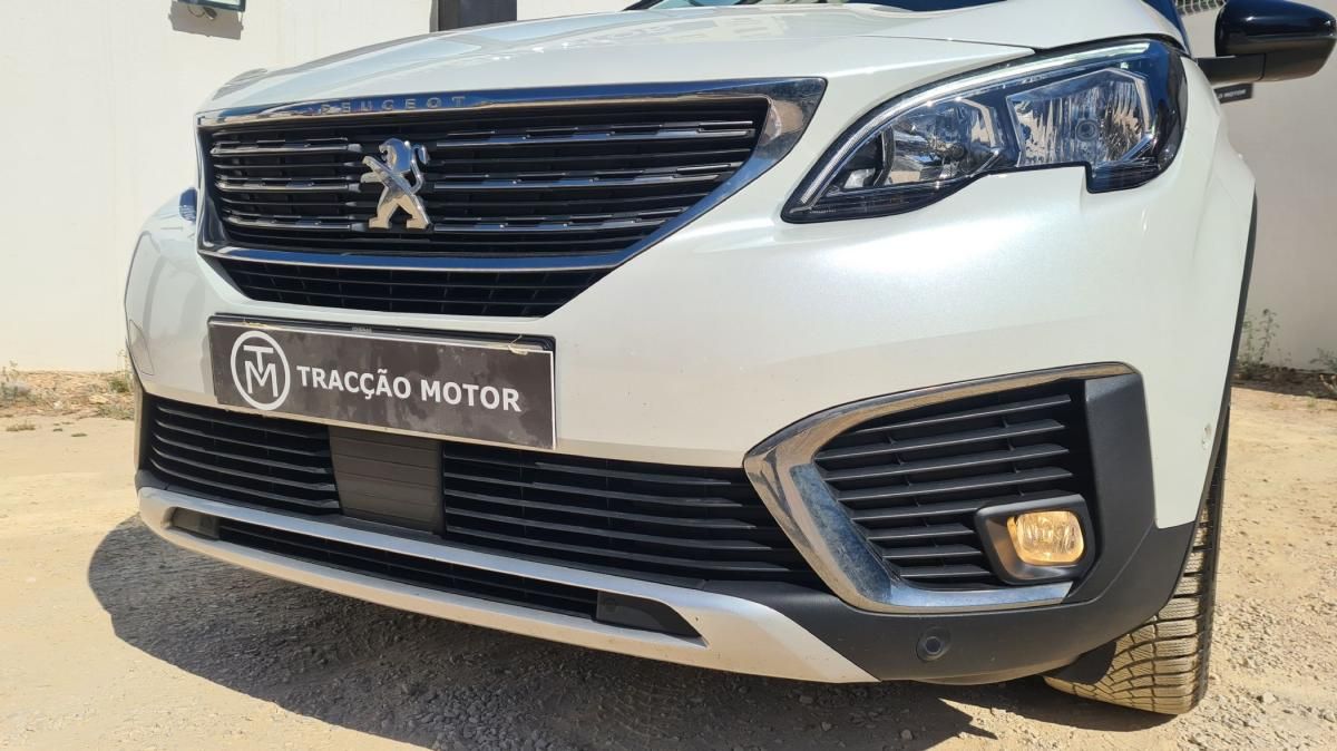 peugeot-5008-2018-diesel-1560cc