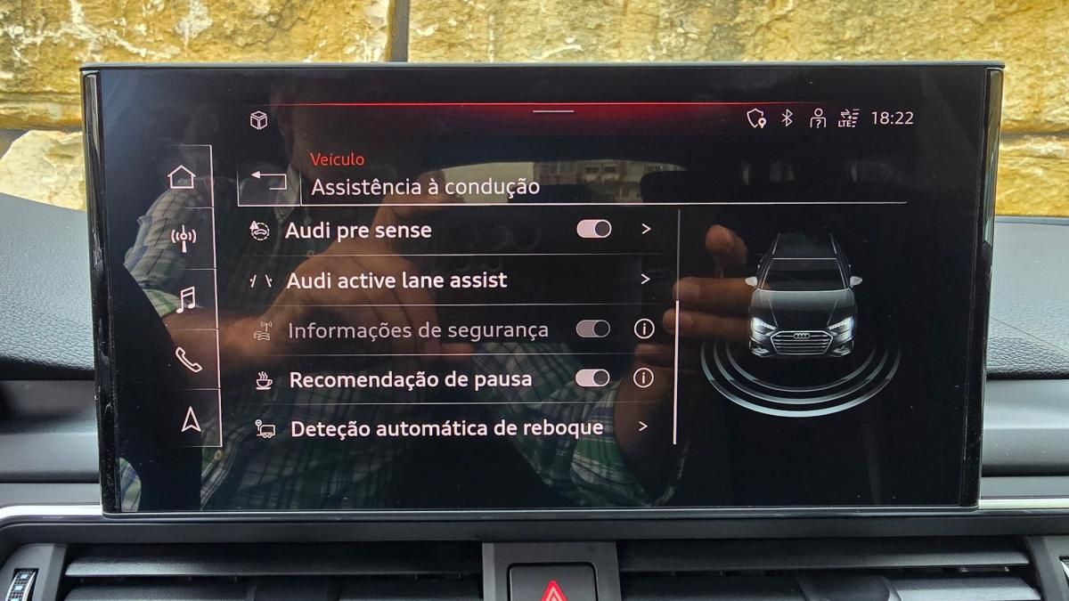 audi-a4-avant-2023-diesel-1968cc