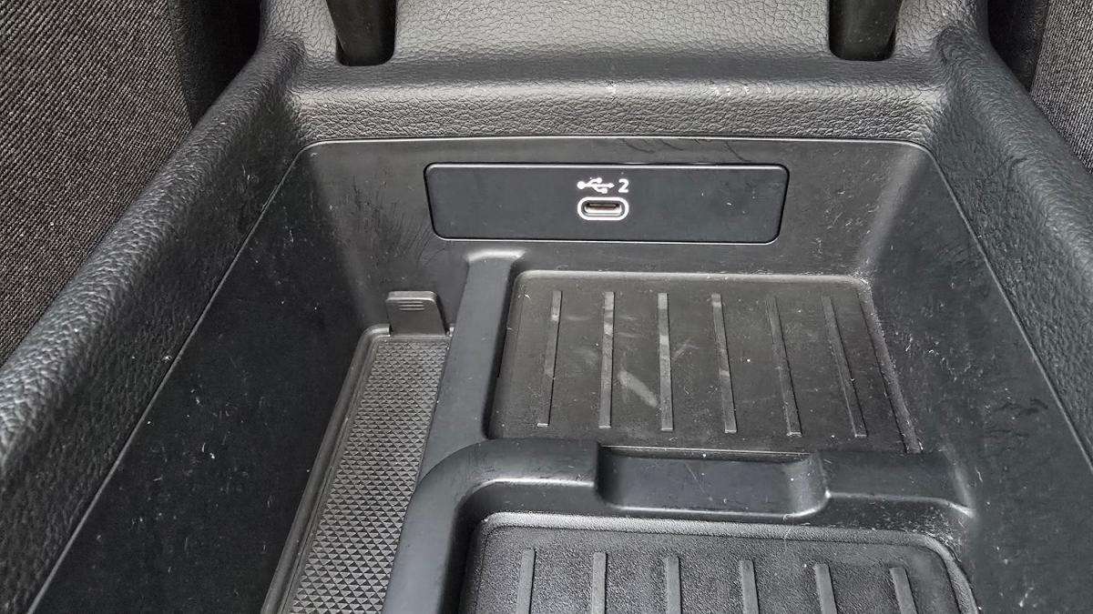 audi-a4-avant-2023-diesel-1968cc