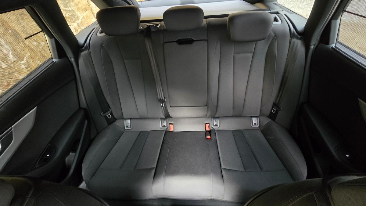 audi-a4-avant-2023-diesel-1968cc
