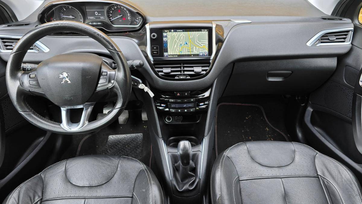 peugeot-208-2015-diesel-1560cc