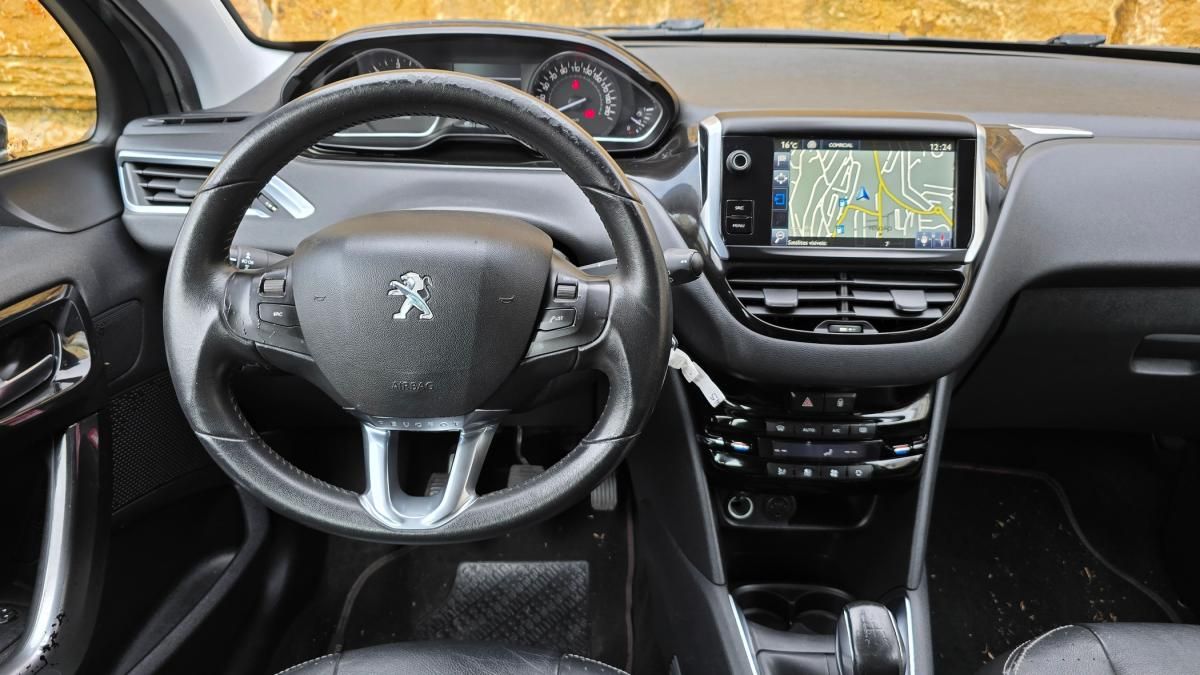 peugeot-208-2015-diesel-1560cc