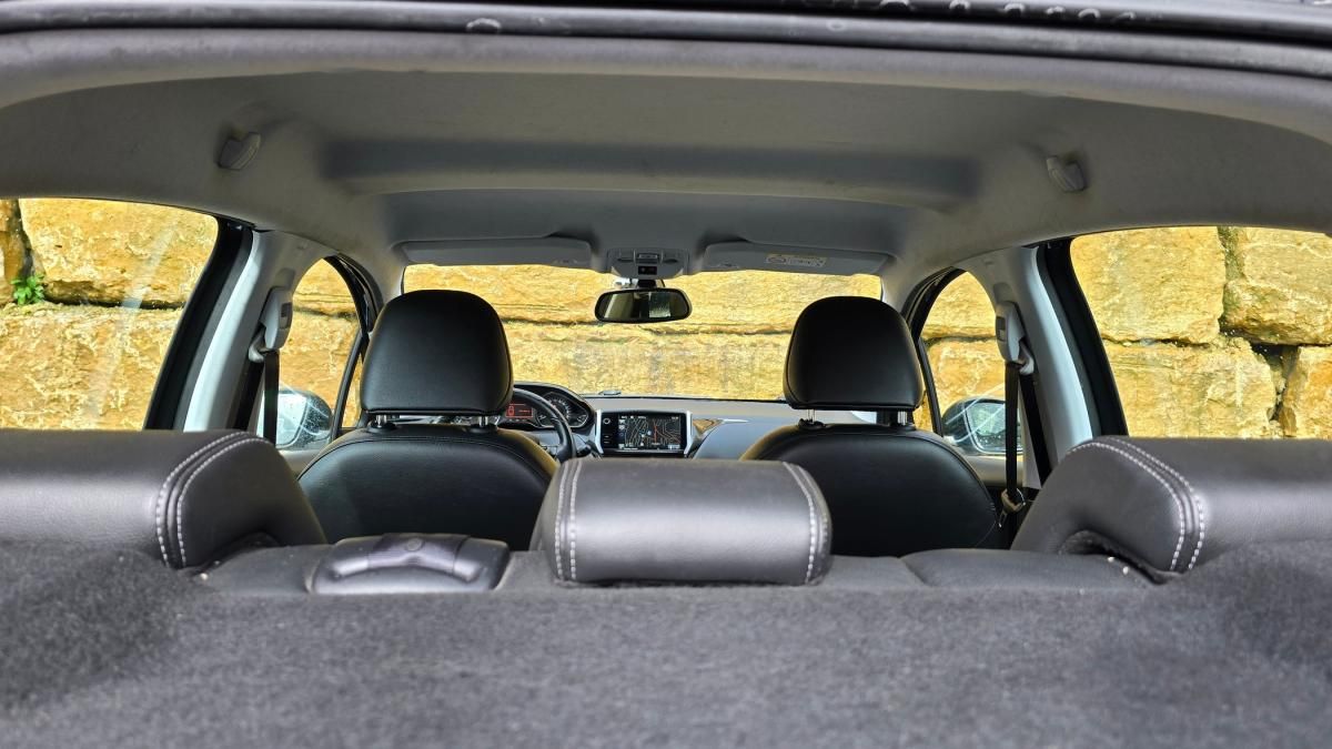 peugeot-208-2015-diesel-1560cc