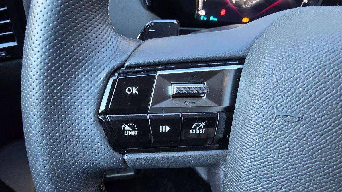 ds-ds-4-2023-hibrido-a-gasolina-1598cc
