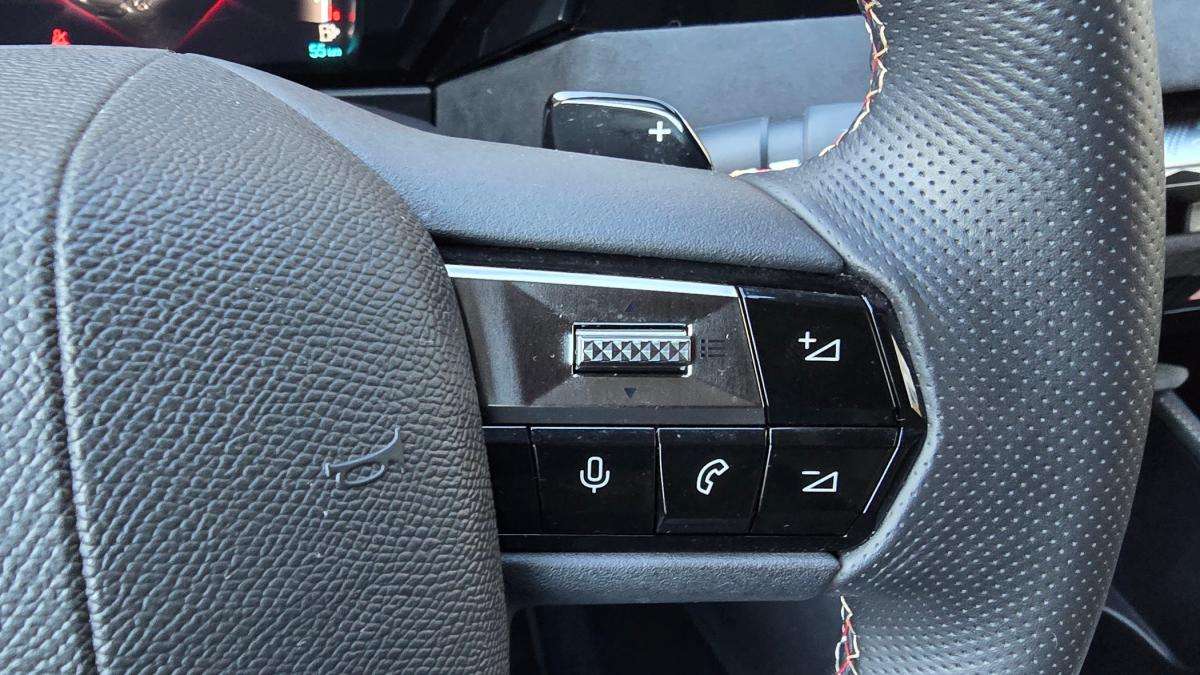 ds-ds-4-2023-hibrido-a-gasolina-1598cc