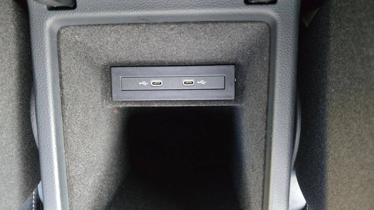 volkswagen-passat-variant-2022-hibrido-a-gasolina-1395cc