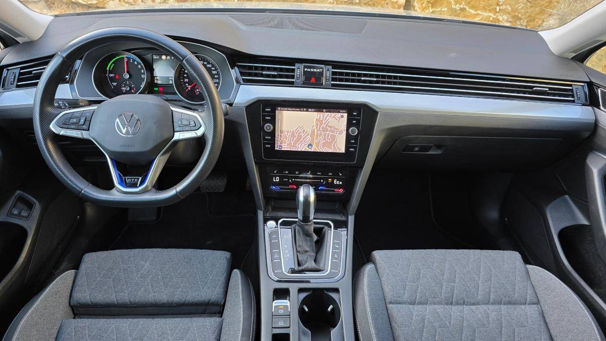 volkswagen-passat-variant-2022-hibrido-a-gasolina-1395cc