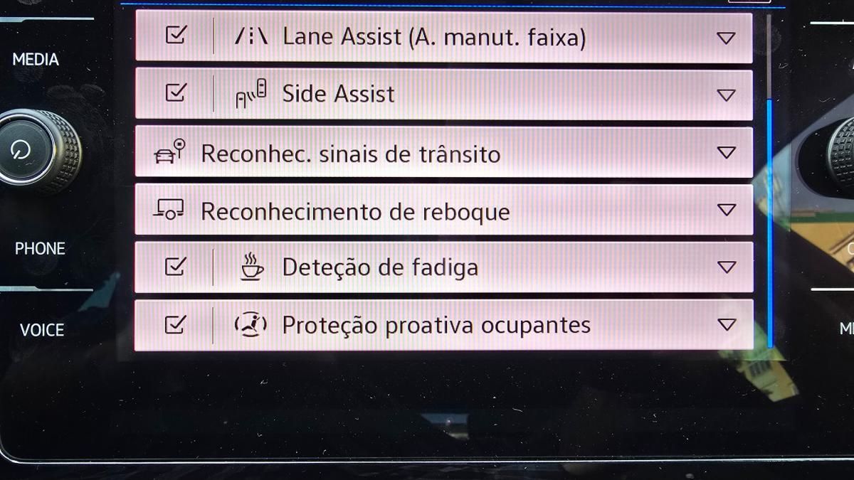 volkswagen-passat-variant-2022-hibrido-a-gasolina-1395cc