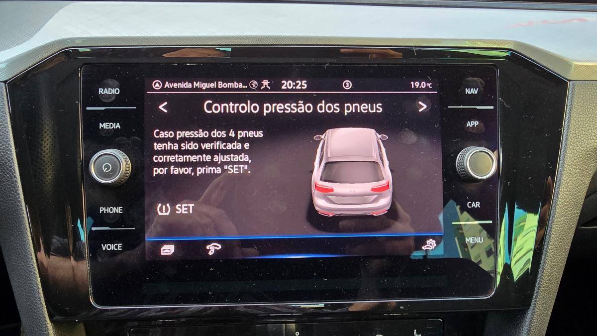 volkswagen-passat-variant-2022-hibrido-a-gasolina-1395cc
