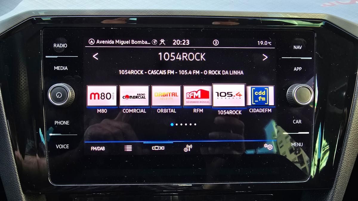 volkswagen-passat-variant-2022-hibrido-a-gasolina-1395cc