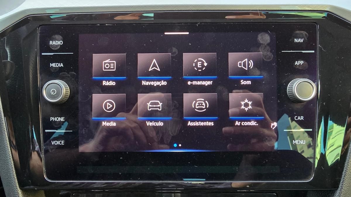 volkswagen-passat-variant-2022-hibrido-a-gasolina-1395cc