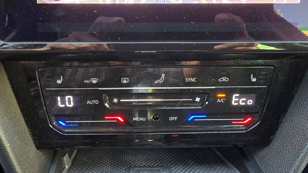 volkswagen-passat-variant-2022-hibrido-a-gasolina-1395cc