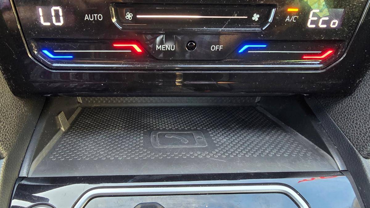 volkswagen-passat-variant-2022-hibrido-a-gasolina-1395cc