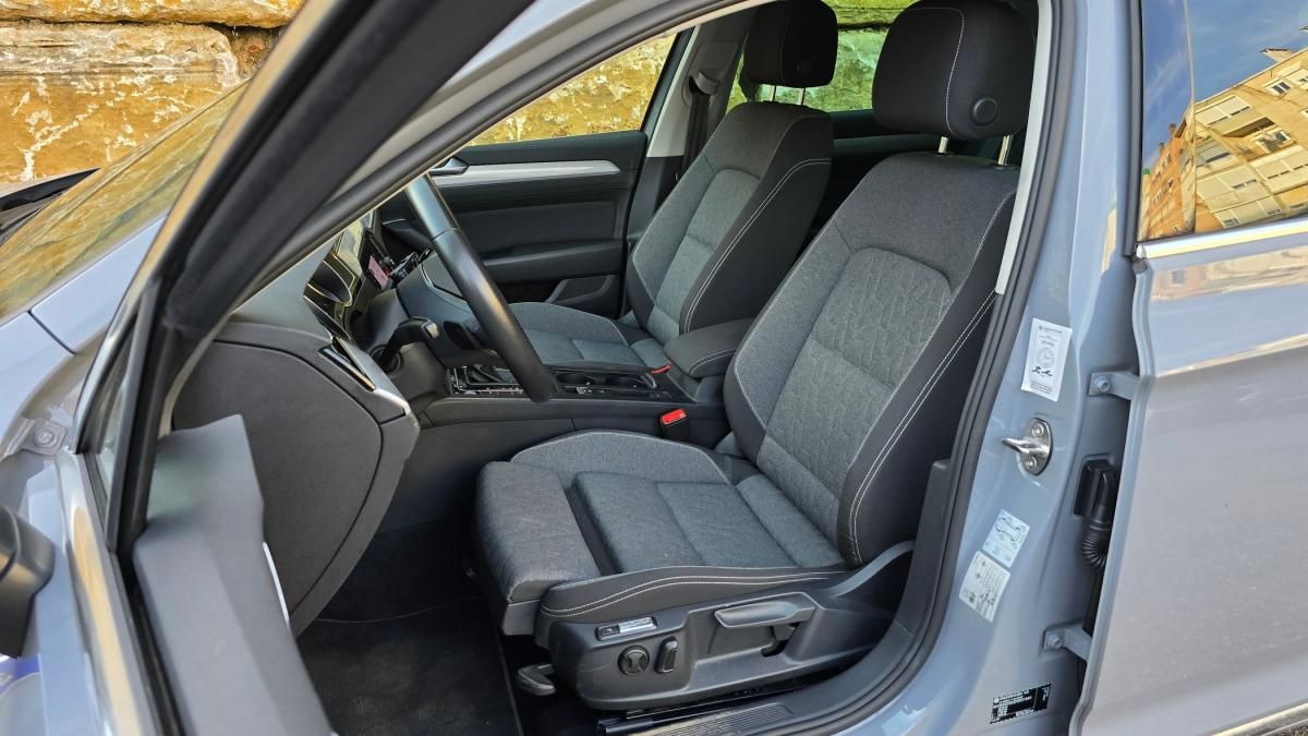 volkswagen-passat-variant-2022-hibrido-a-gasolina-1395cc
