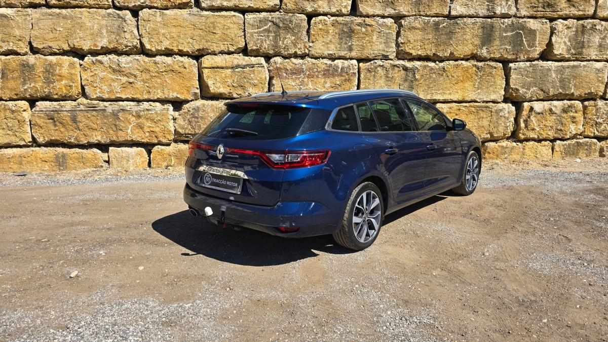 renault-megane-sport-tourer-2017-diesel-1461cc