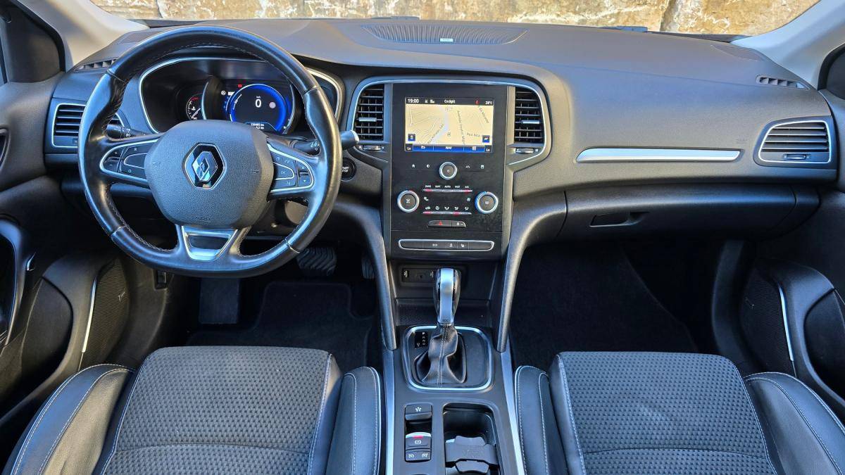 renault-megane-sport-tourer-2017-diesel-1461cc