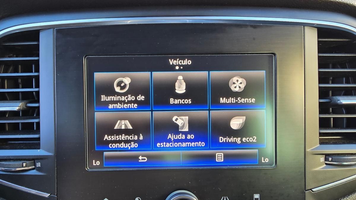 renault-megane-sport-tourer-2017-diesel-1461cc