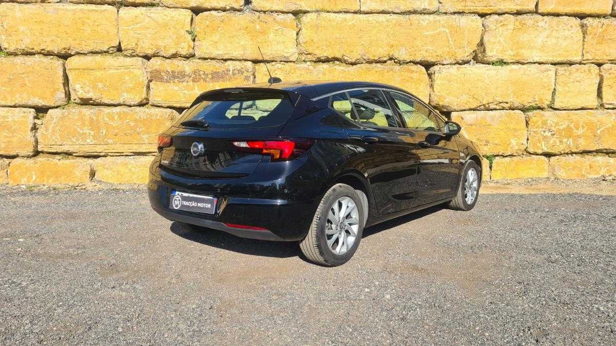 opel-astra-2021-diesel-1496cc