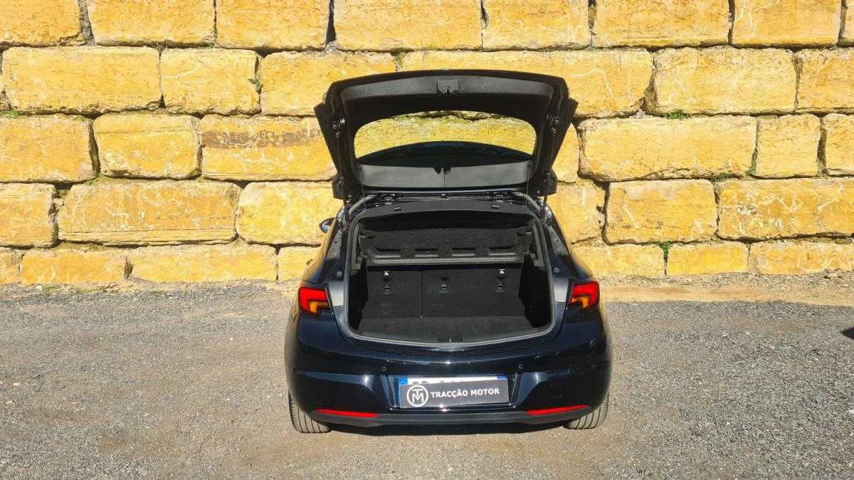 opel-astra-2021-diesel-1496cc